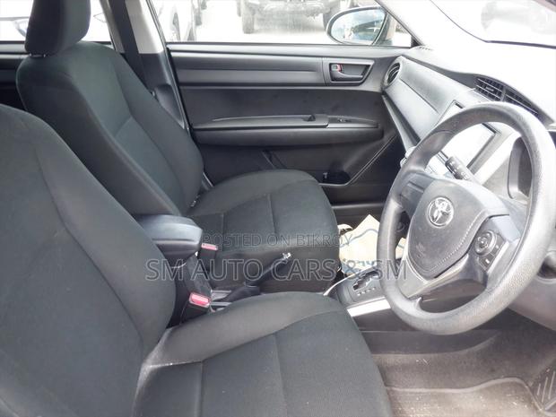 Toyota Corolla Fielder 1.5 Hybrid FWD 2021 Black