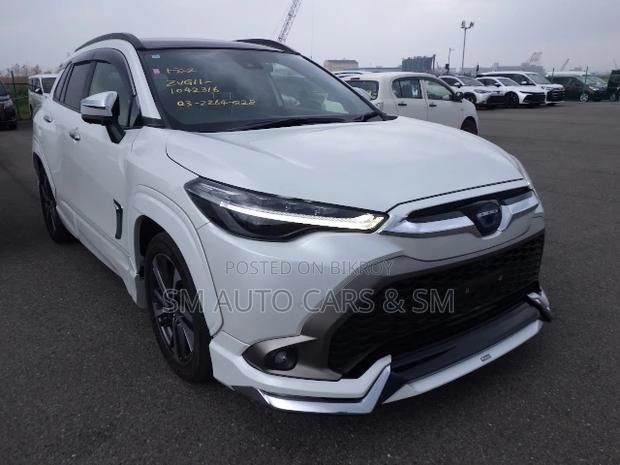 Toyota Corolla Cross 1.8 Hybrid FWD 2022 Pearl