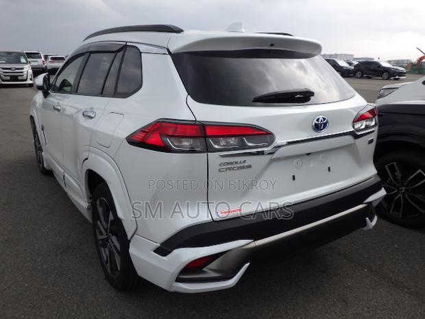 Toyota Corolla Cross 1.8 Hybrid FWD 2022 Pearl