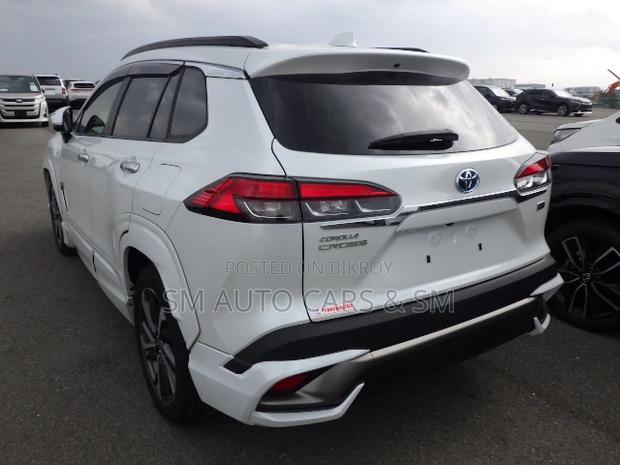Toyota Corolla Cross 1.8 Hybrid FWD 2022 Pearl