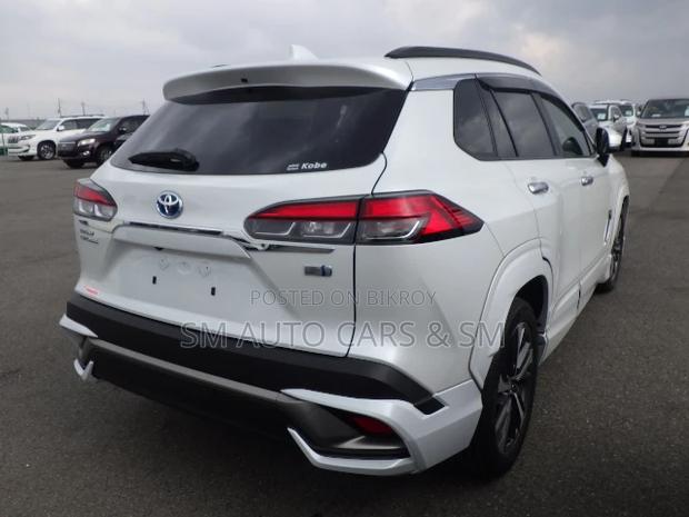 Toyota Corolla Cross 1.8 Hybrid FWD 2022 Pearl