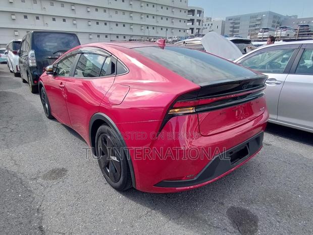 Toyota Prius 2023 Red