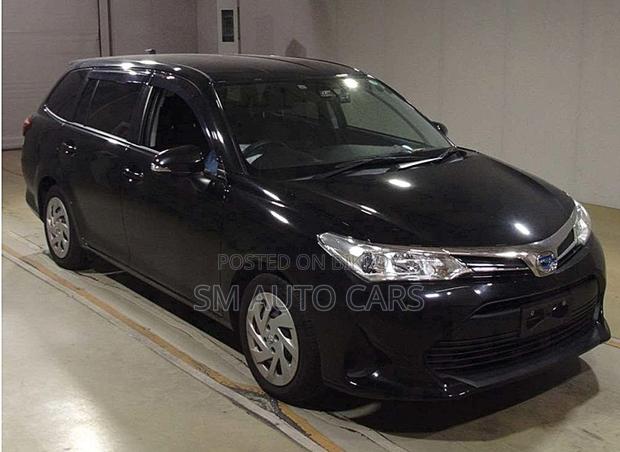 Toyota Corolla Fielder 1.5 Hybrid FWD 2021 Black