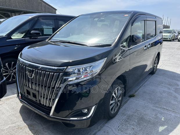 Toyota Esquire 2.0 FWD (8 Seater) 2021 Black