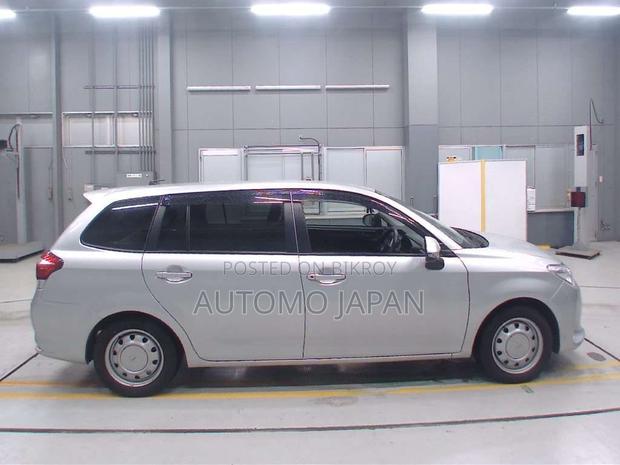 Toyota Corolla Fielder 1.5 Hybrid FWD 2021 Silver
