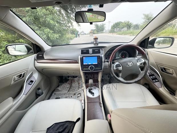 Toyota Premio 1.5 FWD 2012 White