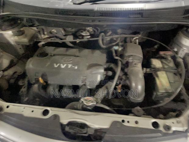 Toyota IST 2002 Silver