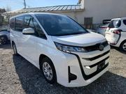 Toyota Noah 2022 Pearl for sale