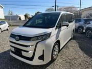 Toyota Noah 2022 Pearl for sale