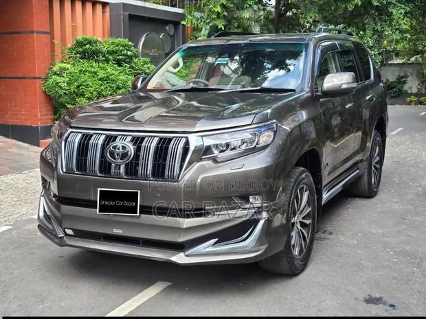 Toyota Land Cruiser Prado 2.7 2019 Gray