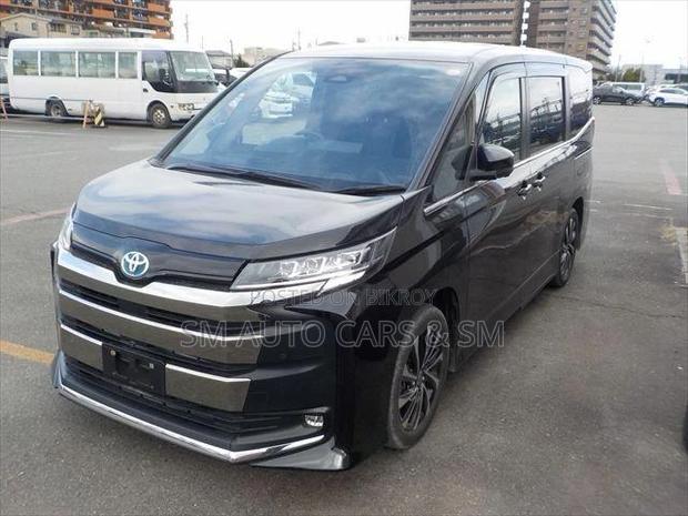 Toyota Noah 2023 Black