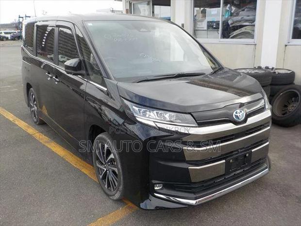 Toyota Noah 2023 Black