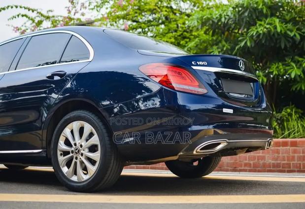 Mercedes-Benz C180 2019 Blue