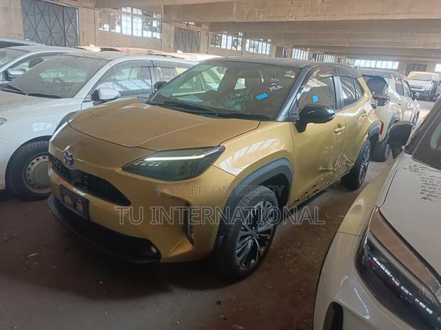Toyota Yaris Cross 2021 Gold