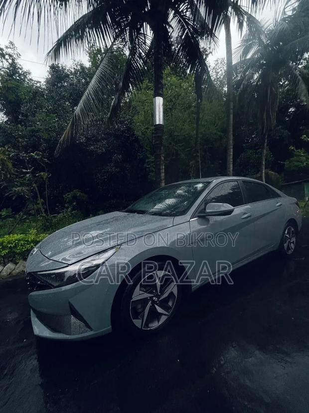 Hyundai Elantra 2021 Gray