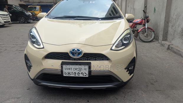 Toyota Aqua 2020 Beige