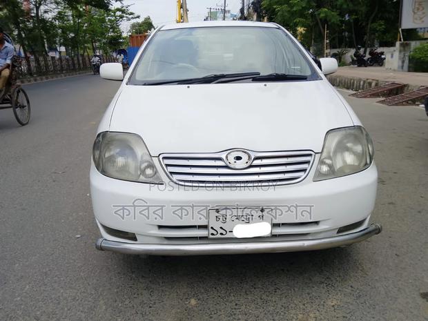 Toyota Corolla 2004 White
