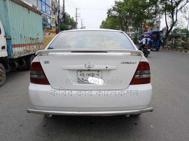 Toyota Corolla 2004 White