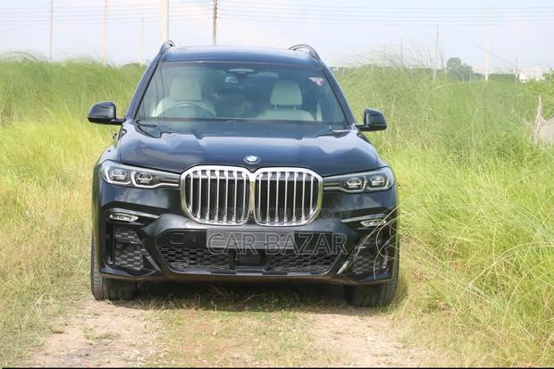 BMW X7 xDrive40i 2021 Black