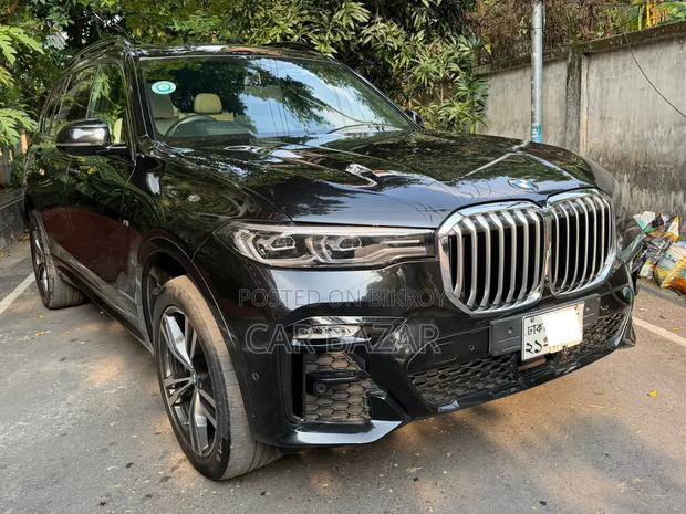 BMW X7 xDrive40i 2021 Black