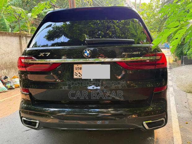 BMW X7 xDrive40i 2021 Black