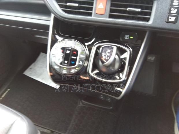 Toyota Esquire 1.8 FWD Hybrid (7 Seater) 2021 Black