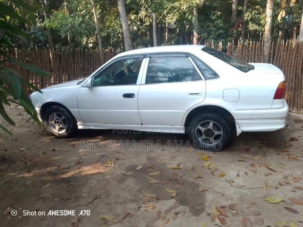 Toyota Corolla Automatic 1996 White