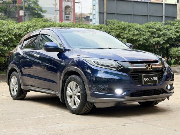 Honda Vezel 1.5 Hybrid 2WD 2015 Blue