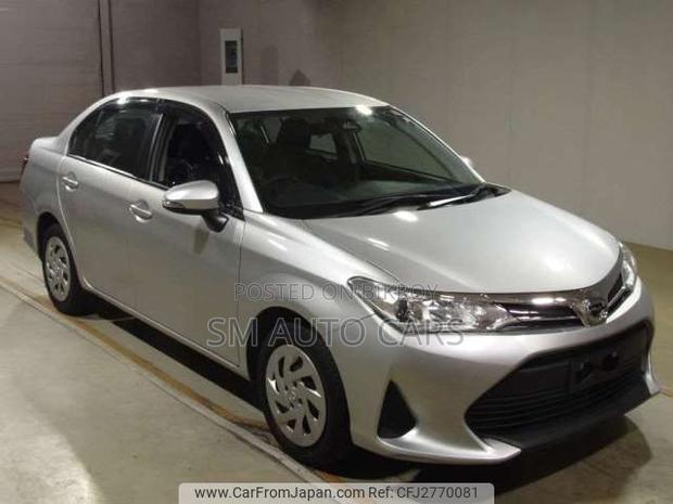 Toyota Axio 2021 Silver