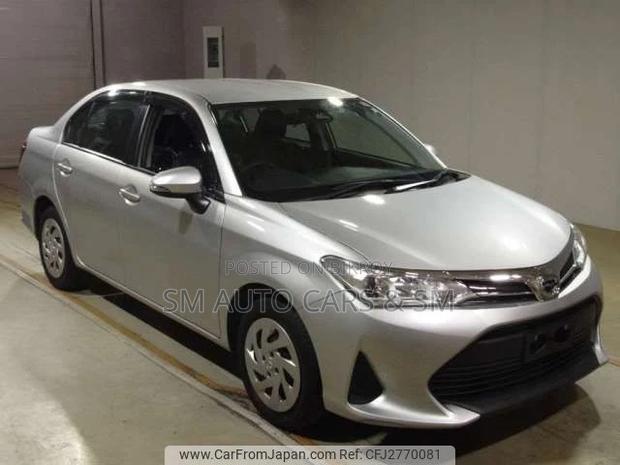 Toyota Axio 2021 Silver