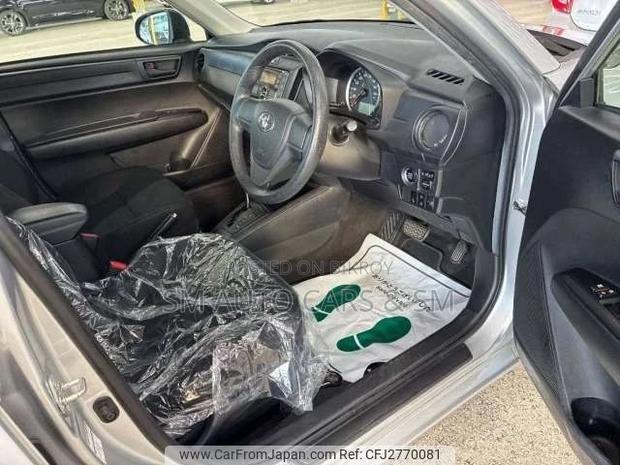 Toyota Axio 2021 Silver