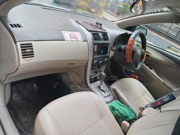 Toyota Axio 2011 White