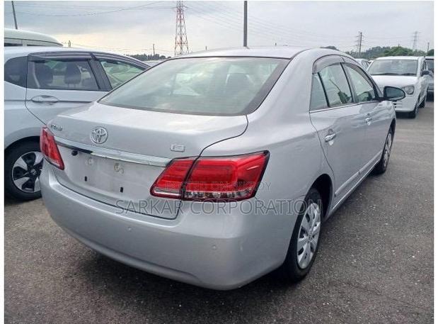 Toyota Premio 2021 Silver