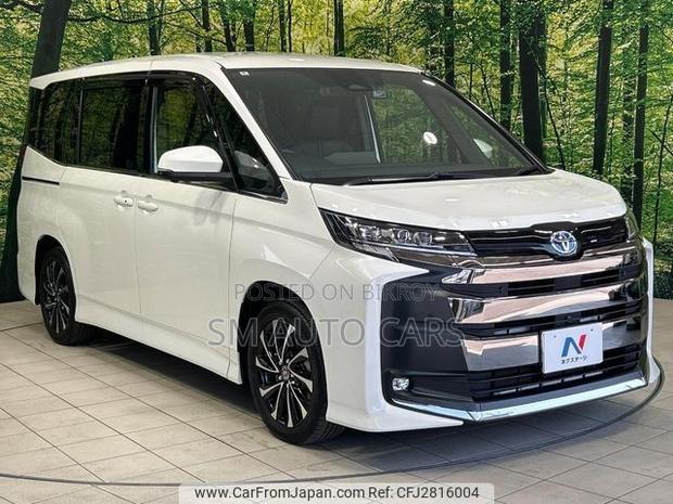 Toyota Noah 2022 Pearl