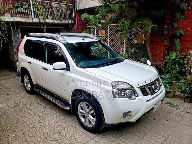 Nissan X-Trail 2.0 Petrol XE 2011 White