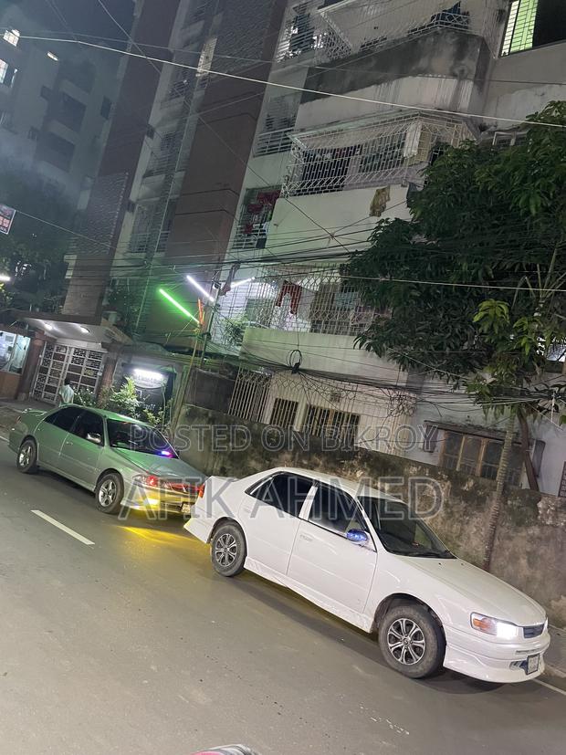 Toyota Corolla 1996 White