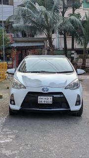 Toyota Aqua 2013 Pearl for sale