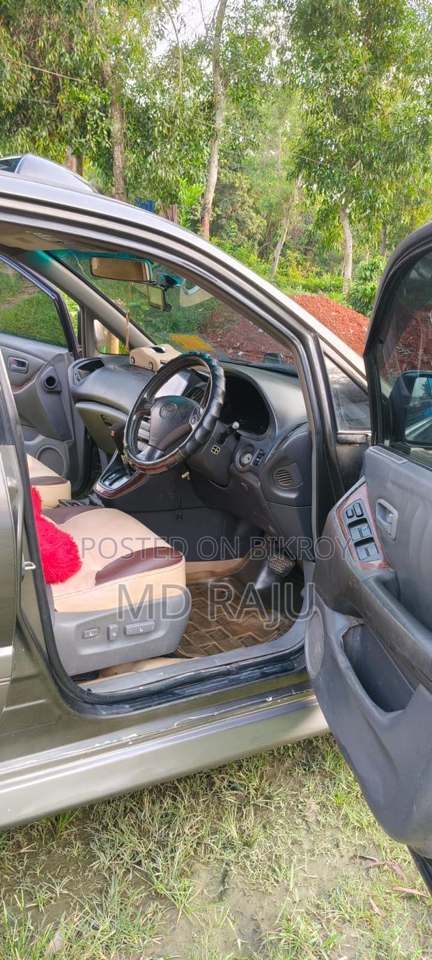 Lexus LX 470 1999 Gray
