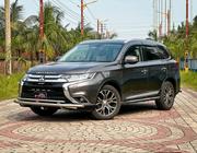 Mitsubishi Outlander 2017 Gray for sale