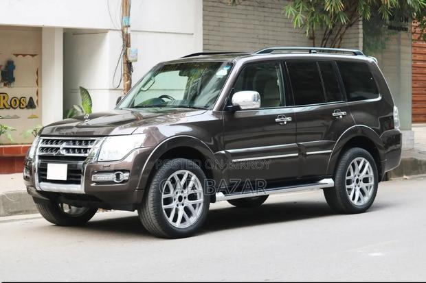 Mitsubishi Pajero V90 3.0 V6 GLS/GLX 2018 Gray