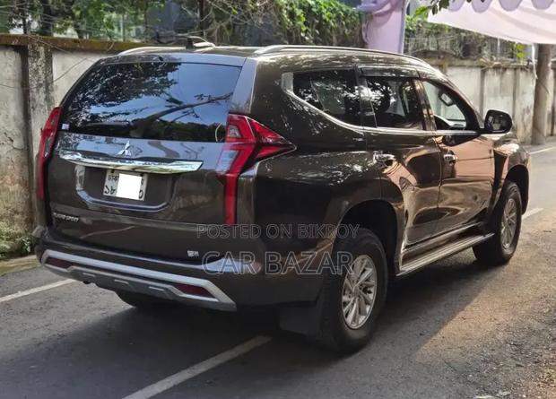 Mitsubishi Pajero Sport GLS 2019 Gray