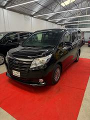 Toyota Noah 1.8 FWD Hybrid (7 Seater) 2015 Black for sale
