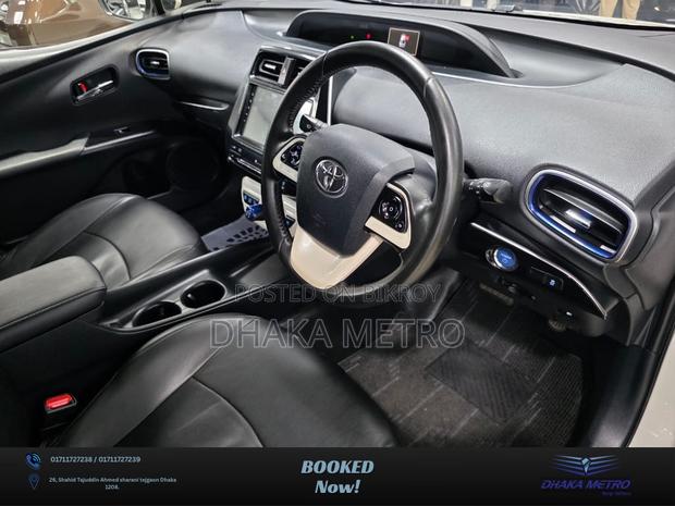 Toyota Prius 2017 Pearl