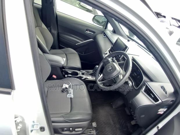 Toyota Corolla Cross 1.8 Hybrid FWD 2022 Pearl