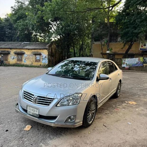 Toyota Premio 1.5 FWD 2013 Silver