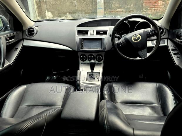 Mazda Axela 2012 Black