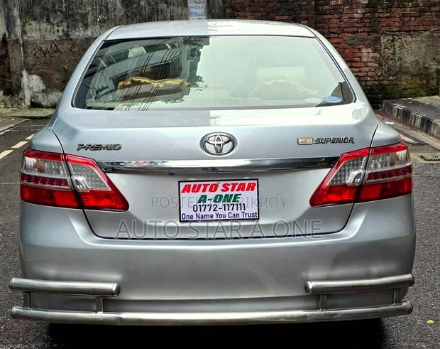 Toyota Premio 1.5 FWD 2012 Silver