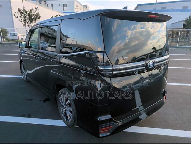 Toyota Voxy 2023 Black