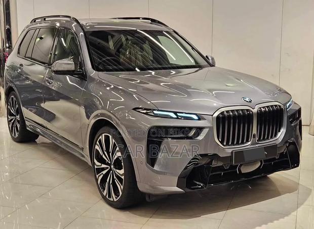 BMW X7 xDrive40i AWD 2024 Gray