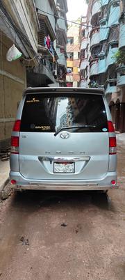 Toyota Noah 2003 Silver for sale